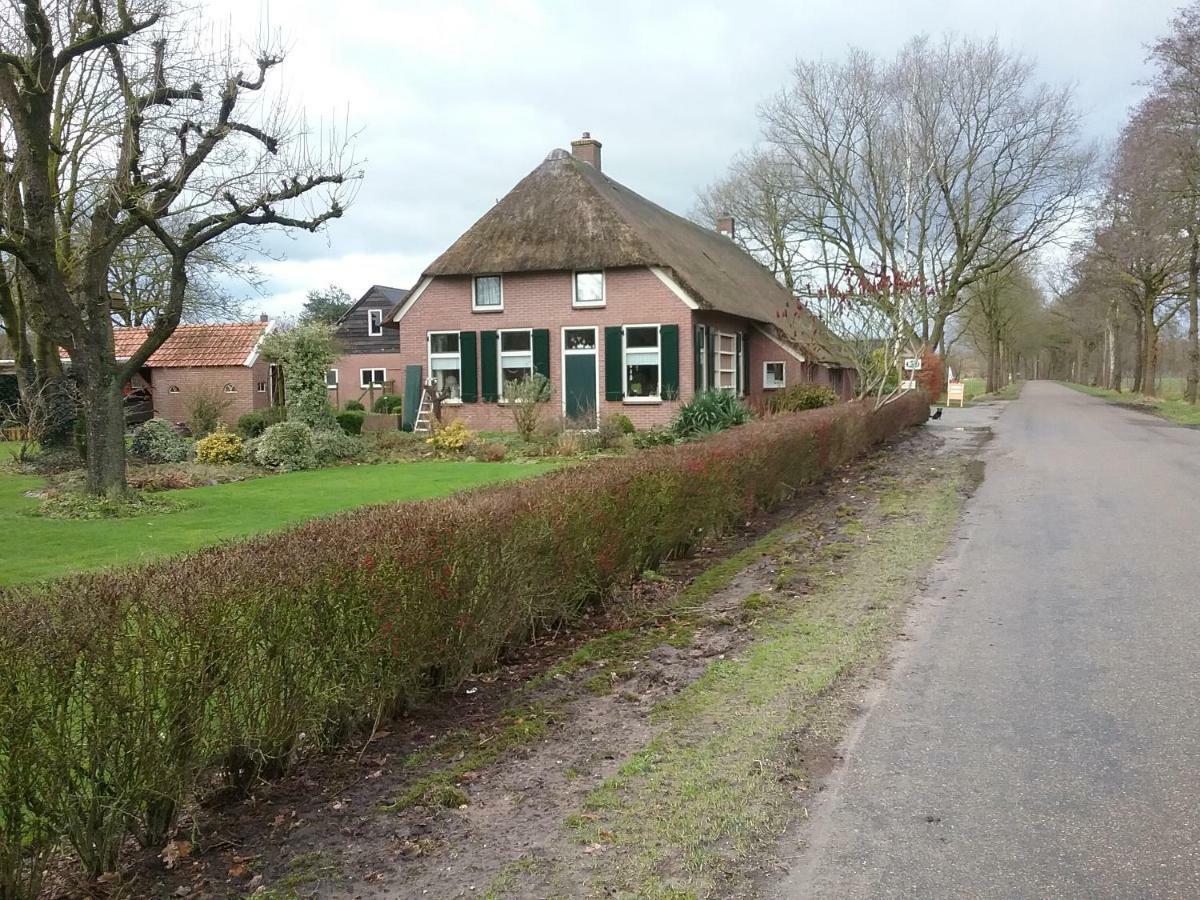 B&B An de Kraloërweg Ruinen Exterior foto